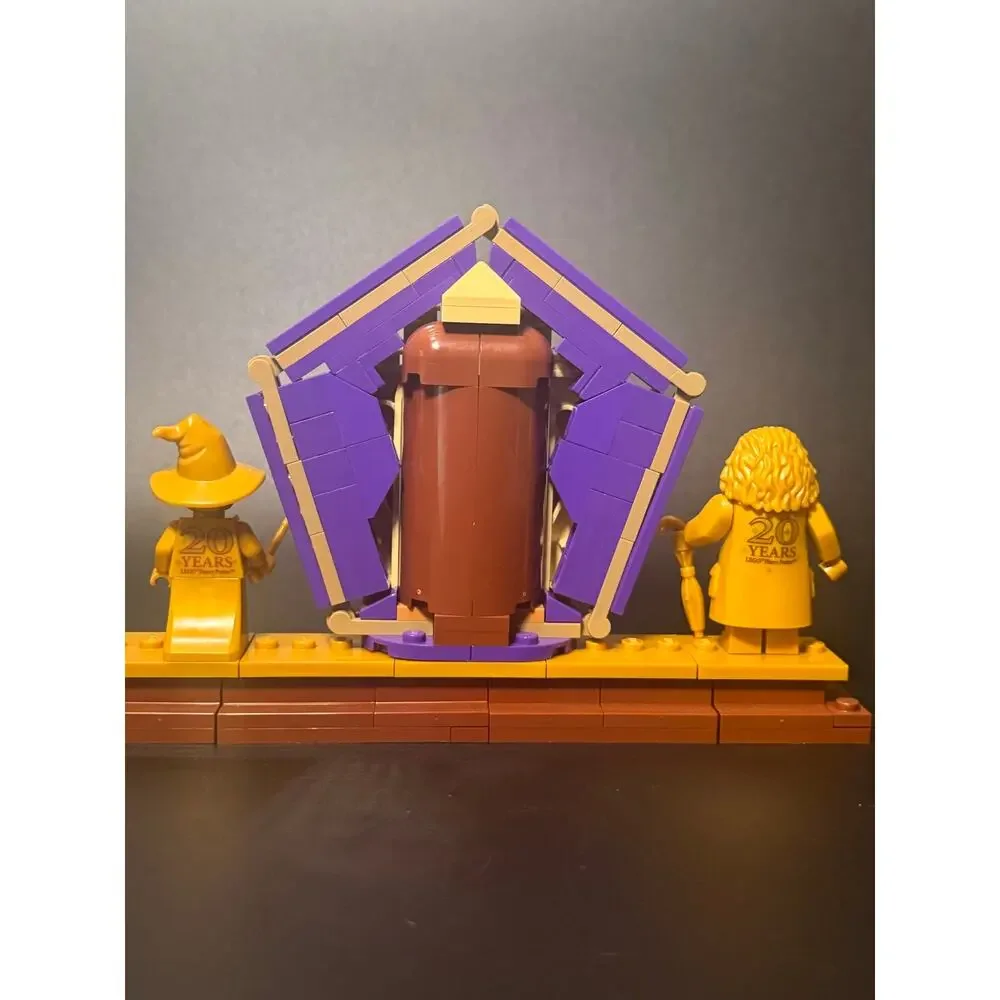 LEGO Harry Potter 20th Anniversary gold figures - set of 3 with stand 76391